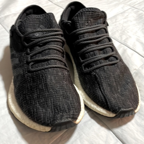 Adidas ultra boost men’s 10 good condition main image 4